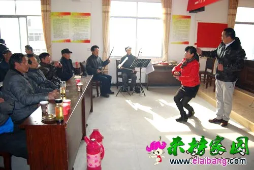 来榜三河村成立岳西高腔群艺剧社